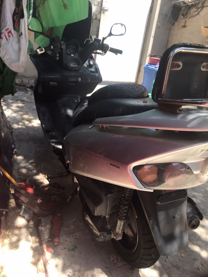 سلام عليكم فورزا صفر سته مكينه تخبل كهربائيات كلهه شغاله لدراجه ما بيه اي نقص لسعر ٥٥٠وبيه مجال المكان بغداد الشماعيه ***********
