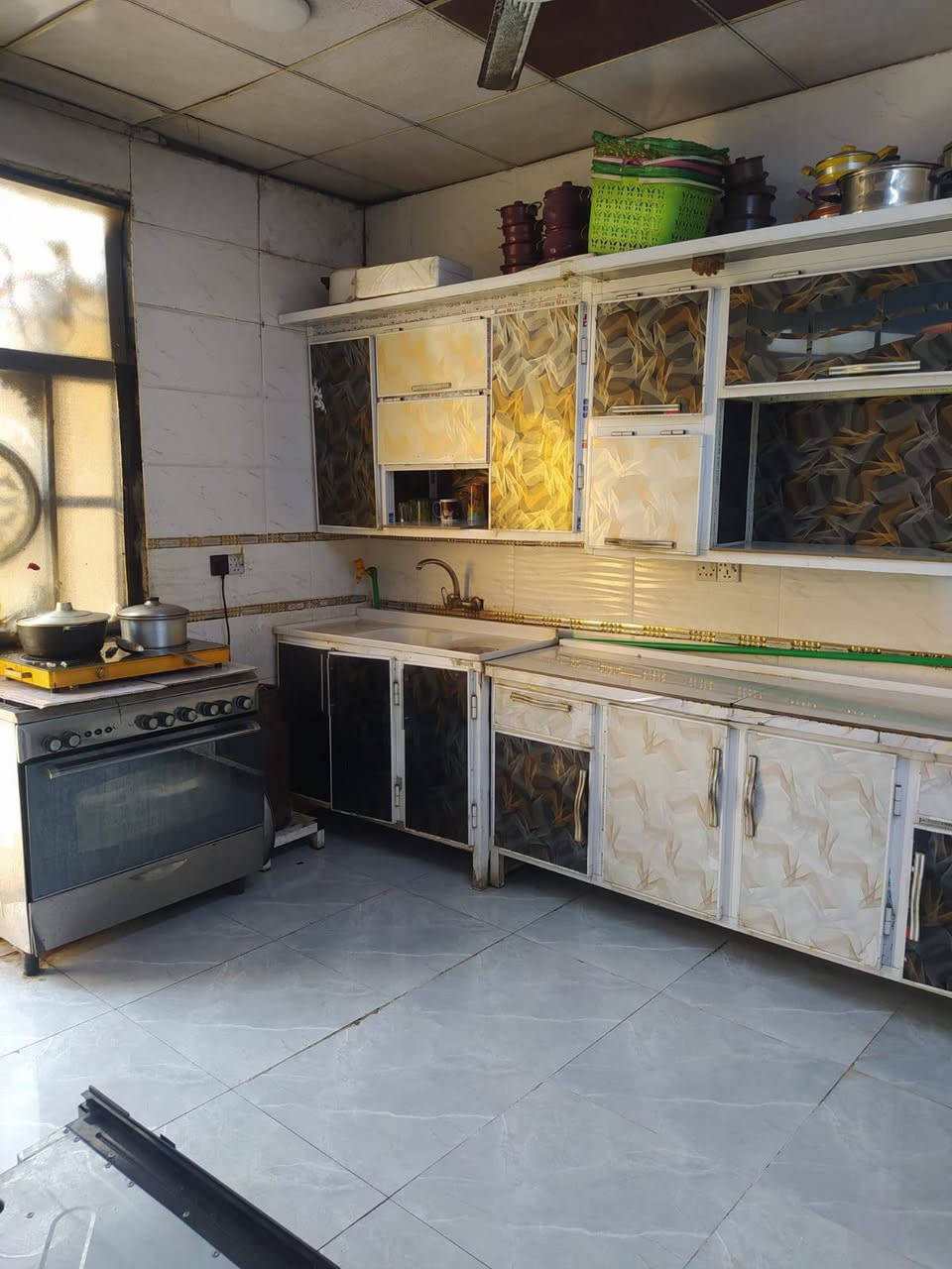 #اسعد_الله_اوقاتكم_بكل_خير⁉️👋

دار سكن للبيع 

#مساحة::220متر

#العنوان:: البصرة أبو الخصيب منطقة أبو جوزي 

#جنس_العقار::طابو زراعي عراقي وكالة ونصخ من الطابو ومكاتبة 

#يحتوي:: البيت على غرفتين٢ منام كبار 
وديوانية 
ومطبخ وصاله 
وصحيات داخلي وخارجي وكراج سياره 
سقف سندويج 

جميع الخدمات متوفرة ماء كهرباء مدارس نت كلشي قريب على 
#السعر((55مليون وبي مجال))
#اللاستفسار:: إلا تصال على الهاتف ☎️📞 
☎️((***********))☎️
             محمد
