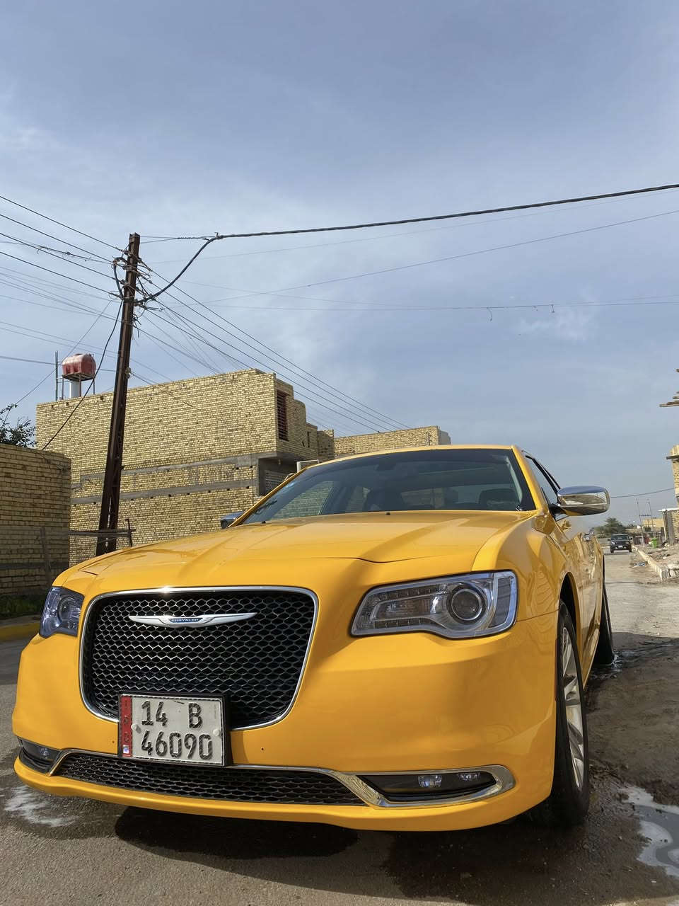 اوباما صفره موديل 17 معلايه 23 
سياره حلوه وجديده ترقيم جديد صار 6 اشهر 
سياره بيها ضرر جاملع امامي ايسر بدون دواخل وما بيها ايرباك سياره جاهزه رقم بصره سياره فئه c كشن تدفئه تبريد وخزن وضعيات قياده بنرواما 
للتواصل 
***********
***********
