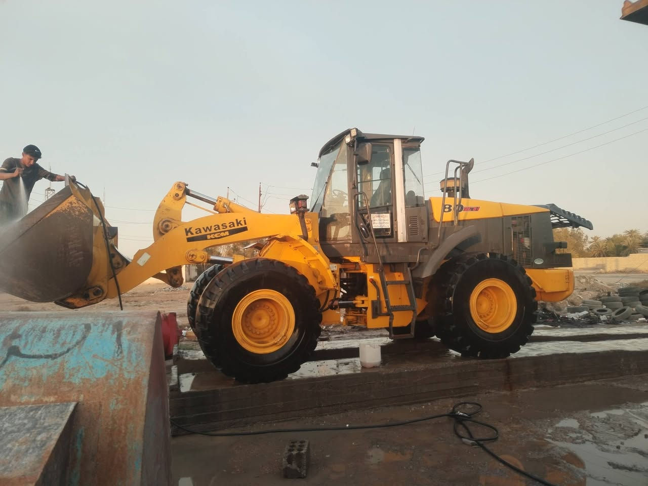 السلام عليكم شفل زت سفن دخول جديد حجم 80 مكينه ازوزه حجم 350 مكينه مكفوله مراوس عادي بسياره اتصال *********** او ***********
