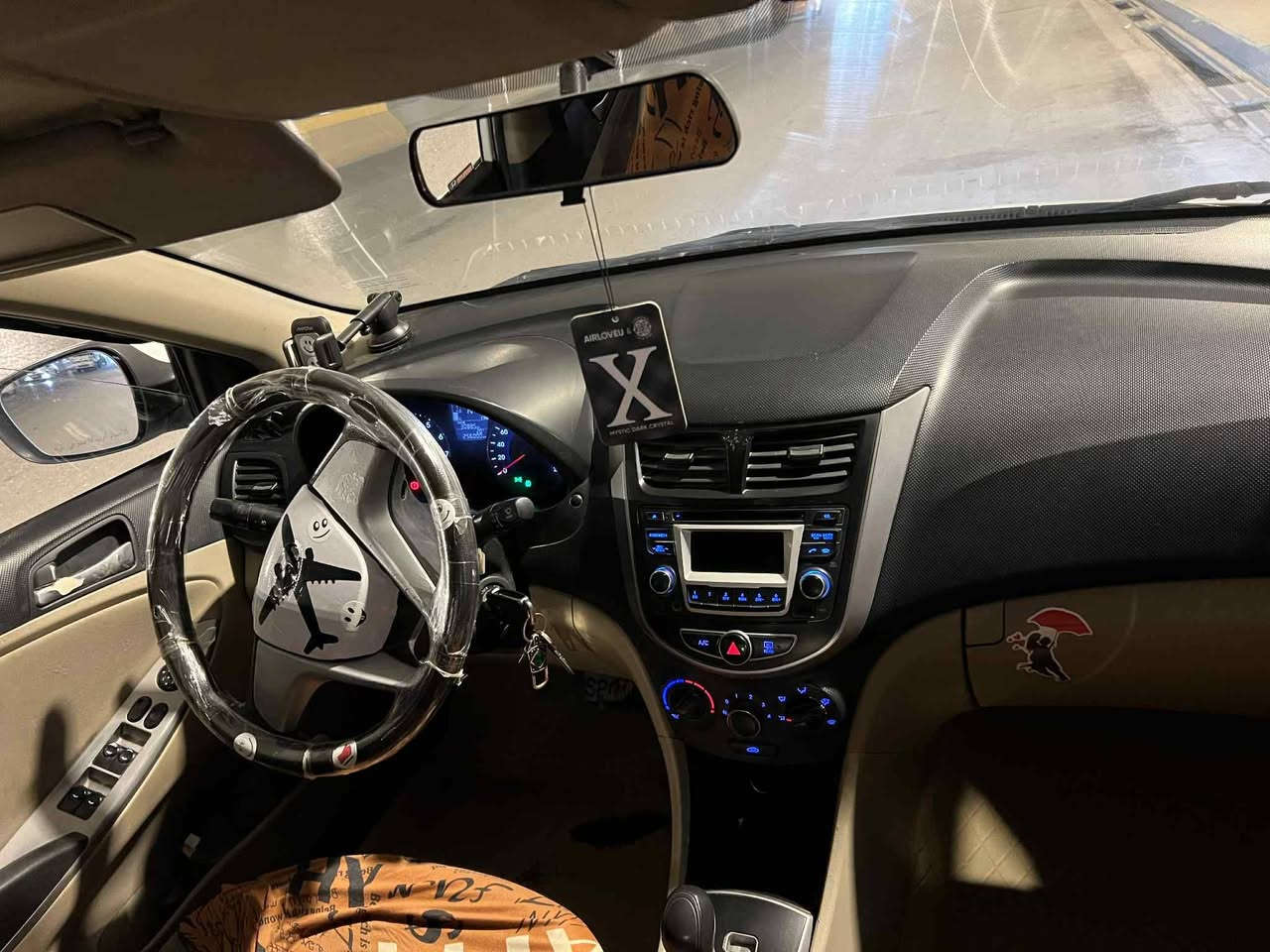 السلام عليكم
اكسنت ٢٠١٦
رقم نجف بأسمي
محرك ١٤٠٠
كير محرك مشروط
تبريد شغال
حداديه جديدة
تخم تاير جديد
باتري جديد
بيه اربع قطع كلير بدون حادث شاصي لغد مكفول
المكان الكوفة ***********
السعر ٨٥ وبيه مجال بسيط
