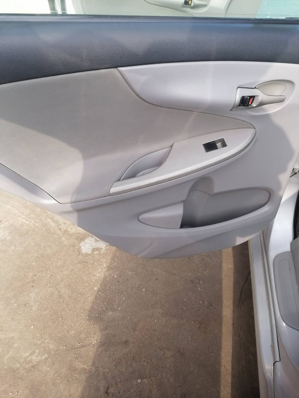 سلام عليكم كورلا 2012 وارد أمريكي بيه 4 قطع رش فقط بدون دوخل حداديه جديد محرك 1800 شرط كير محرك سنويه جديد 2030 سياره جديده احله من الصور
السعر 114 وبيه مجال الشراي التفاصيل أكثر اتصل ***********
