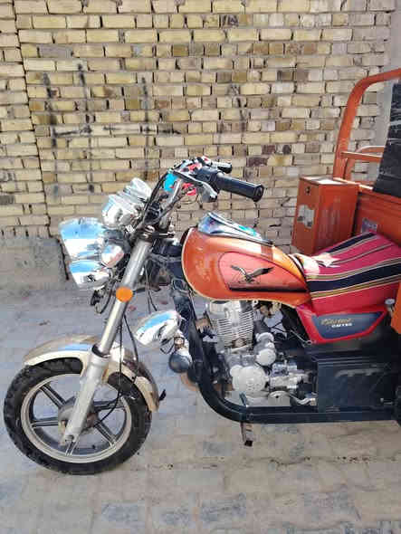 سلام عليكم
ستـوته للبيع موديـل20 اوراق اصـولـي. مـكينه خير من لله كهربائيات كلـها شـغاله ستـوته 4 جنـكال شاصـي مكفول ستـوته ماعـوزه ربع كـبل للشـارع 
السعـر 1900(ملـيون و900) وبيهه مجـال 
الاستفساࢪ ***********
