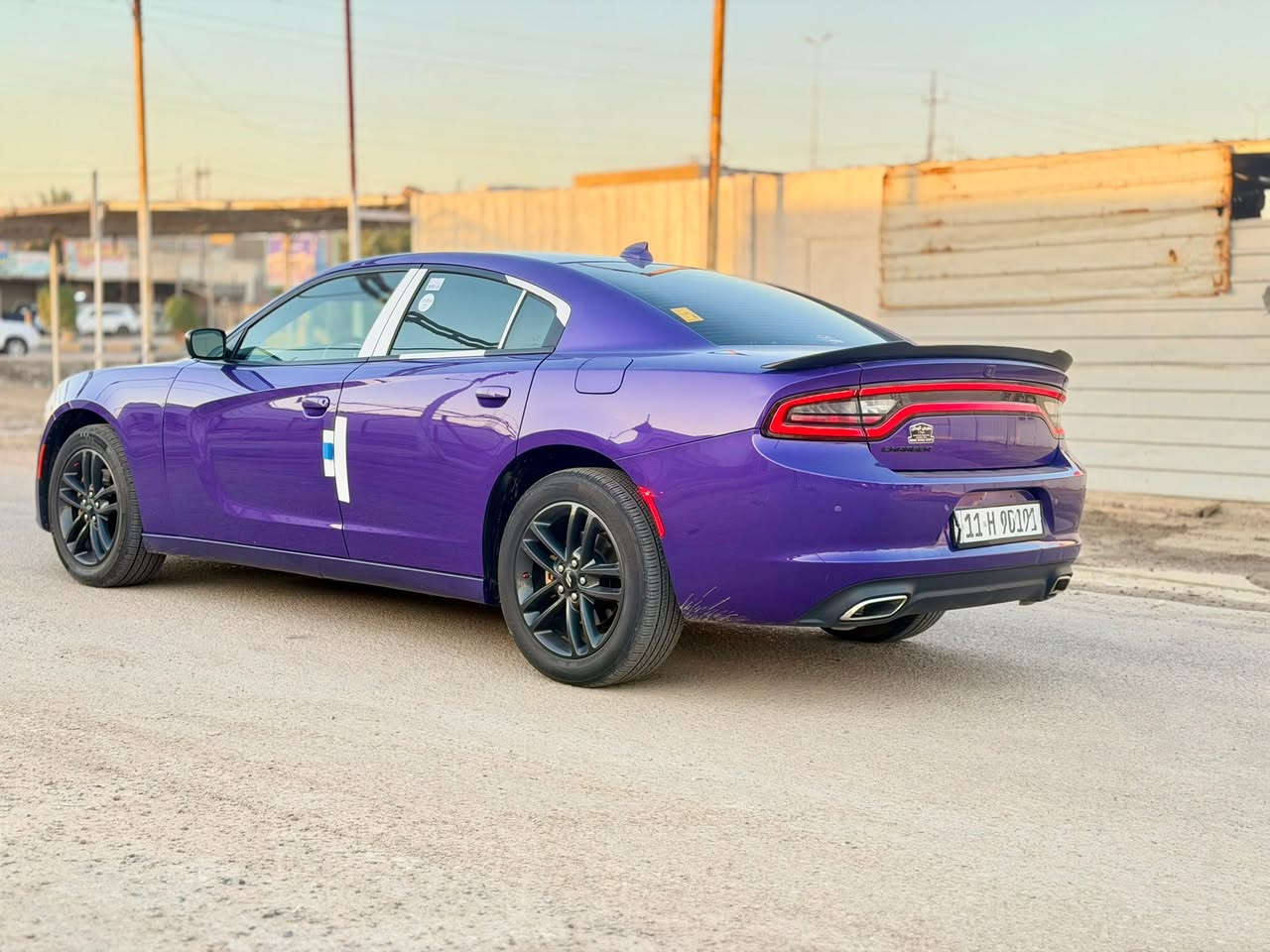 سلام عليكم

جارجر الون بنفسجي 💜 فور ويل 
موديل 2019
وارد امريكي  
شواصي لغد مكفولات بدون دواخل بدون ايرباك 
صور الحادث موجوده 
ضرر فقط سرقه جاملغات الاماميه 
وبارد بل بنيد على كد الشبر 

موصفاته معروفه 
مكينه 3600
بصمه  

نضام القياده سبورت +سوبر تراك باك +مانع انزلاق

بصمه ابواب
تشغيل عن بعد 
كشن كهرباء 
شاشه كبيره
تدفئة كشنات 
حساسات 
كشنات جلد 
قطعتين تبريد 
تحكم استيرن جهتين 
منضومه زنون 400$
تخم تاير 

حداديه صدر كله جديد
تبريد ثلج 
گير ومكينه مكفولات 
السياره جاهزه للاخير 
مابيها كل نقص 
رقم بغداد الانكليزي
هزه جديده 
سنويه 5 سنوات باسمي
تحويل مباشر 
تريد تحويل او وكاله
مكاني الديوانية

السعر 189او بيهه مجال 

‭*********** 
وات ساب 
*********** اتصال 📞
