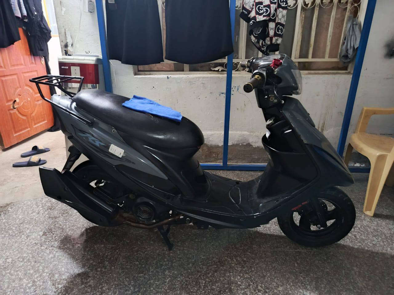 ماكس عدله للبيع كامله مابيه نقص
شغل سلف وطلع كبل توني مجفت فول جاي تسحك دراجه 
وشرط شغل كله اصلي وعلي بوشه ٤٩ بلاد 
العنوان كربلاء طويريج  وسعر ٤٠٠ وبيه مجال قليل 
اتصل ودلل ***********
