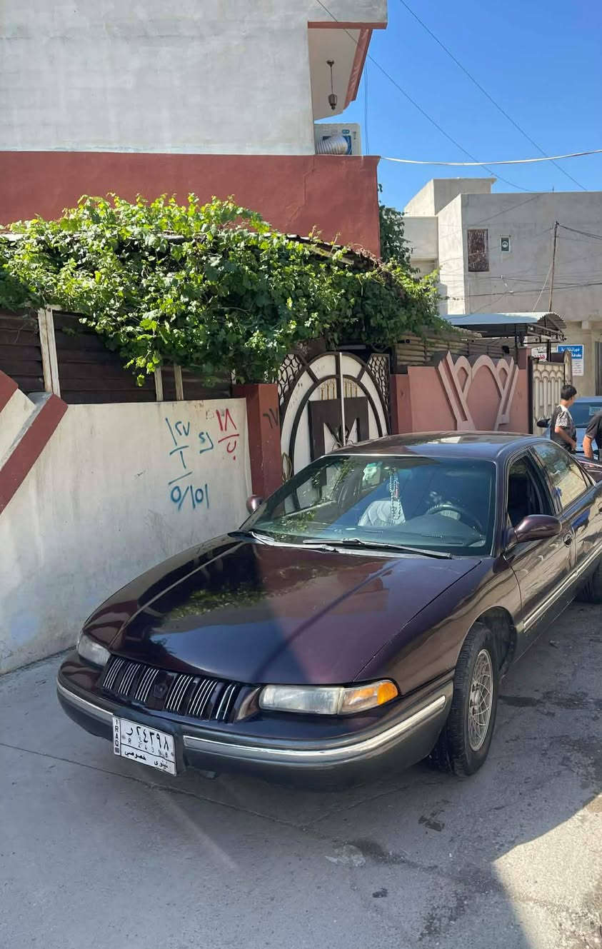 كلايزر كلو شغال تبريد كير محرك توب للبيع صبغ جماليه السعر 35وبيها مجال الشاري يتصل ***********
