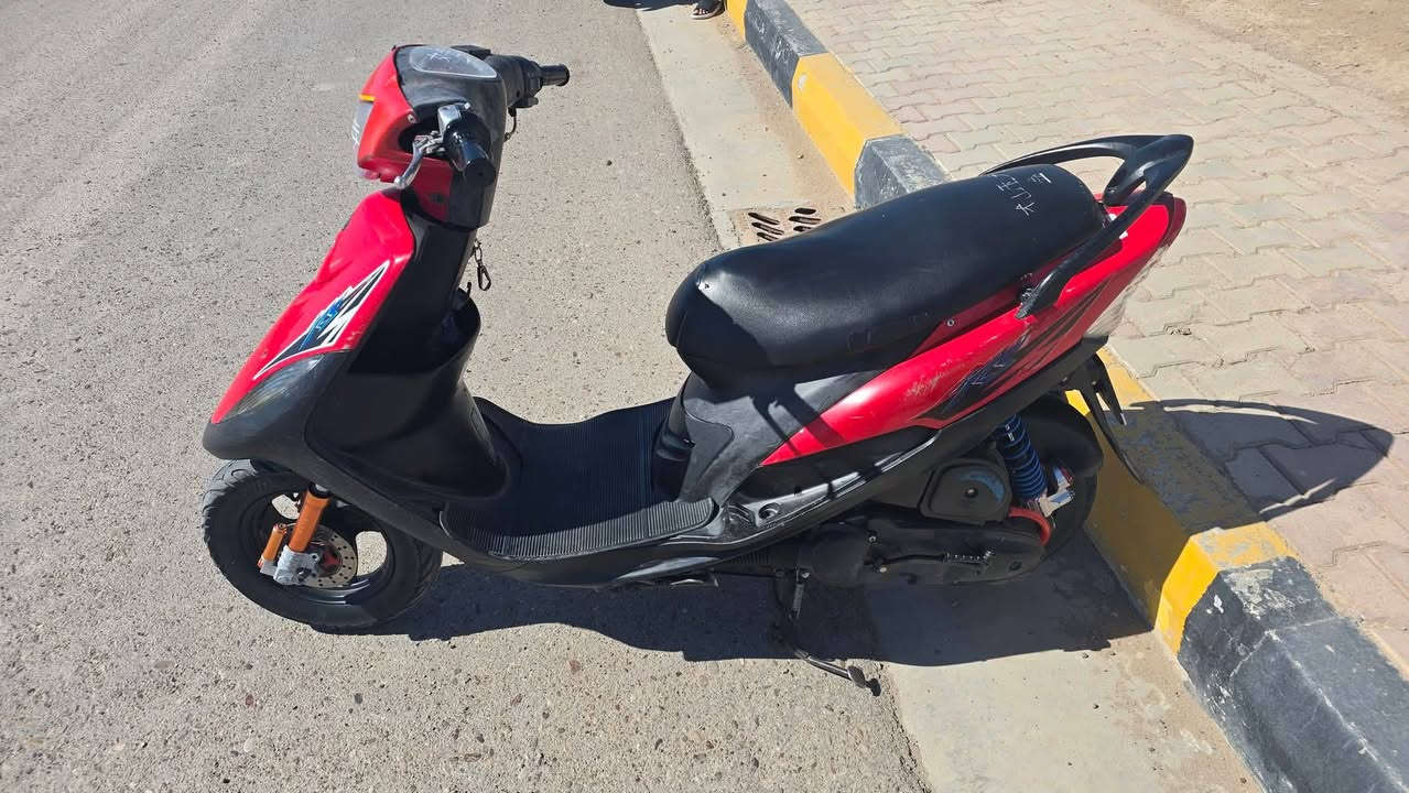 سلام عليكم دراجه ماكس عدله للبيع الدراجه بلادي مختومه ختم واحد وبيه منفيس الدراجه نضافه فول محرك نكره صلف مكان الفلوجه حي الاجولان سعر خاص او اتصل ***********
***********
