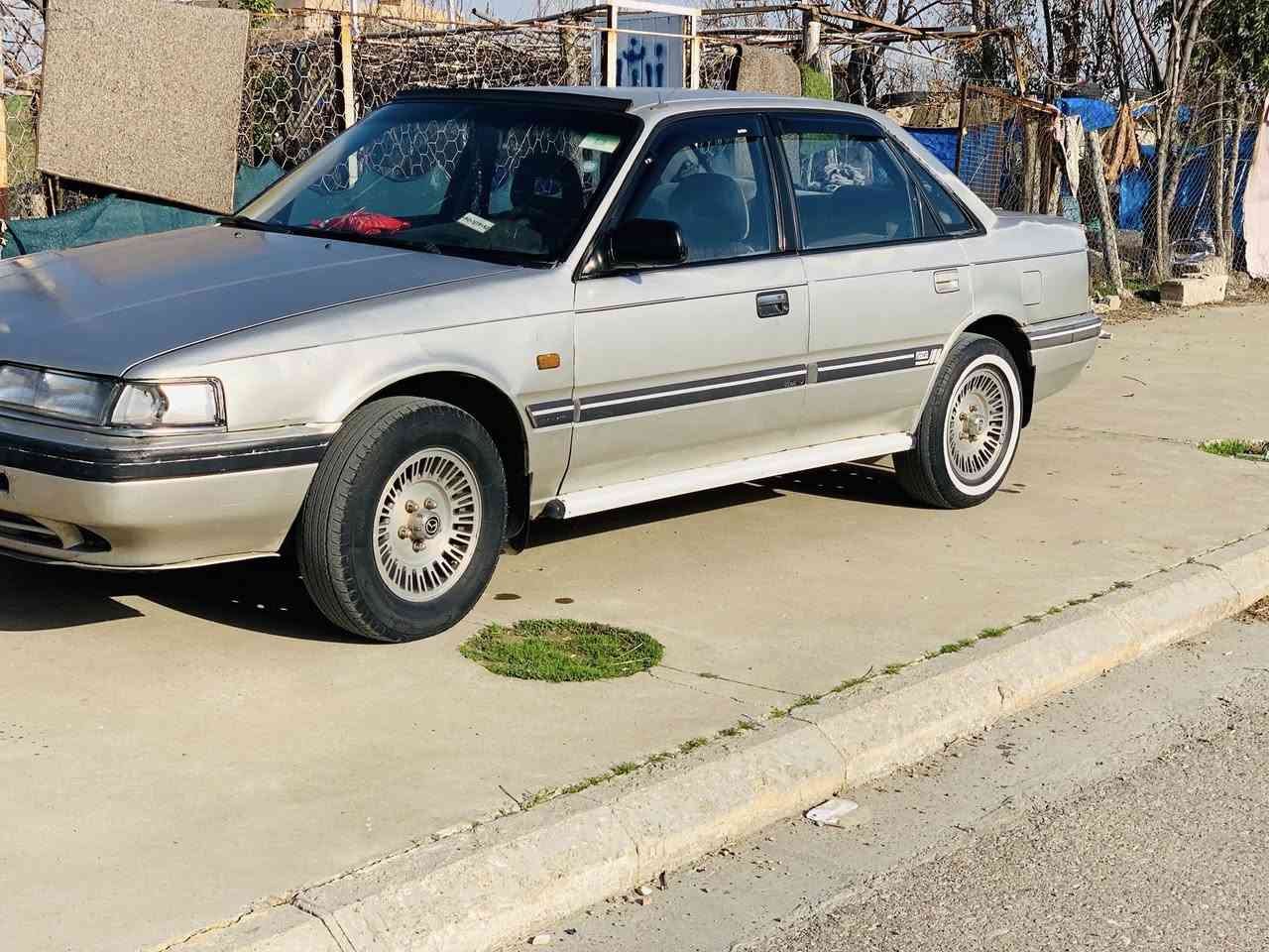 سەرەتا بە ناوی خودا 
مازدا مۆدئل ١٩٩٠ 
ئارمی پلاستیکی سلئمانی 
هەشت و بە خ واتا هەشت و ئیسراحەت 
ماشەاللە سەیارەیەکی زۆر جوان و مەزبوتە
٢ ساڵە لای خۆمانە 
گئر و مەکینە و کارەبای کامل بە شەرت
دەعم و لئدراوی نیە 
گەرمی و لایت و کامل کارەبای مەزبوت
موشتەریت تەلەفون بکە 
***********
