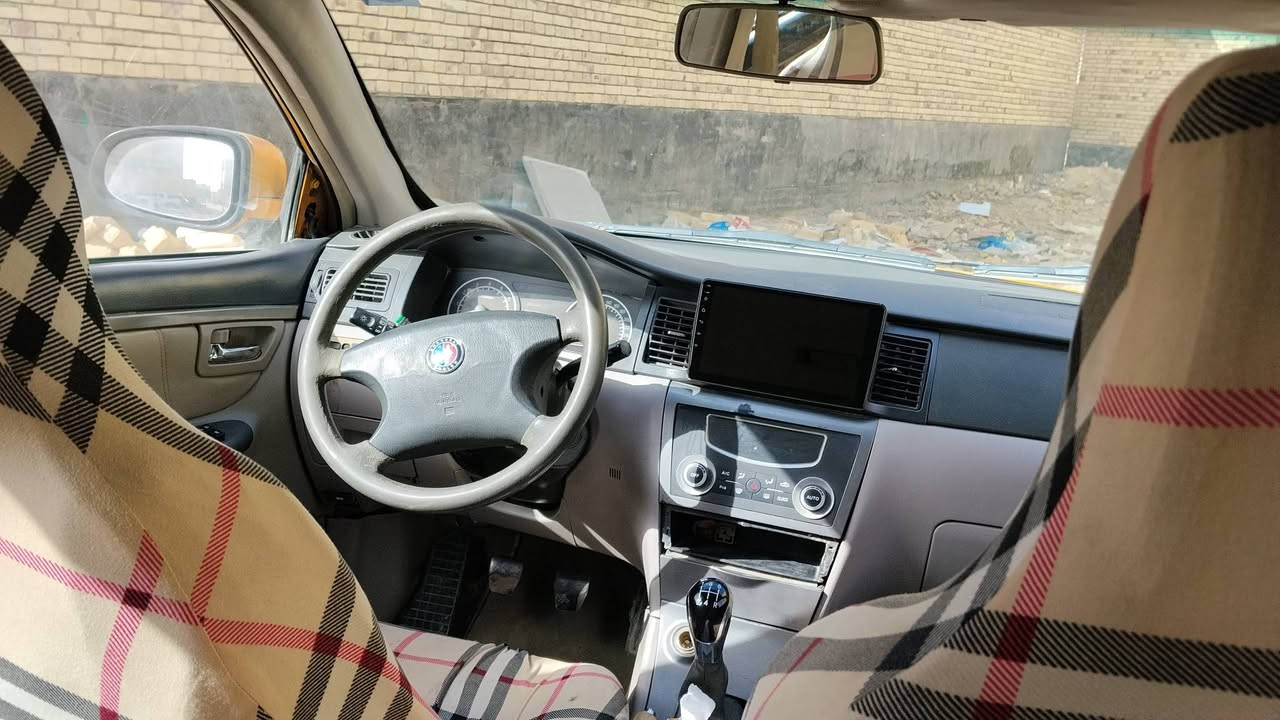 جلي موبل 2013
السياره بسمي مداور ثاني يوم 
مكاني الناصريه مركز 
مكينه بلاد ما مفتوحه  
التبريد خير من الله.  
هيئة وغرامات مصفره.     
 السعر  43 وبيه مجال   
***********
