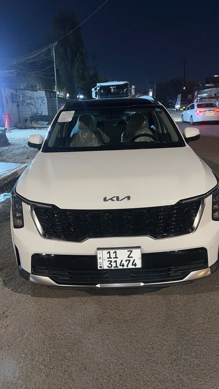 السلام عليكم سورنتو 2025 بانوراما ويل 20بغداد ماشيه 11الف سياره بعدها وكاله كفاله عامه عده شخط بسيط  بلباب ورصعه بلجنطه  سعر 315بيه مجال ***********غير متواجد فيس

