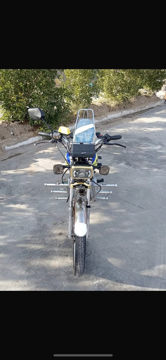 دراجه سيفان للبيع موديل 21 اوراق موجوده تشغيل عن بعد نكره سلف شغل وطلع دراجع ولا نقص دراجه نضيفه المكان شهربان السعر500للستفسار ***********
