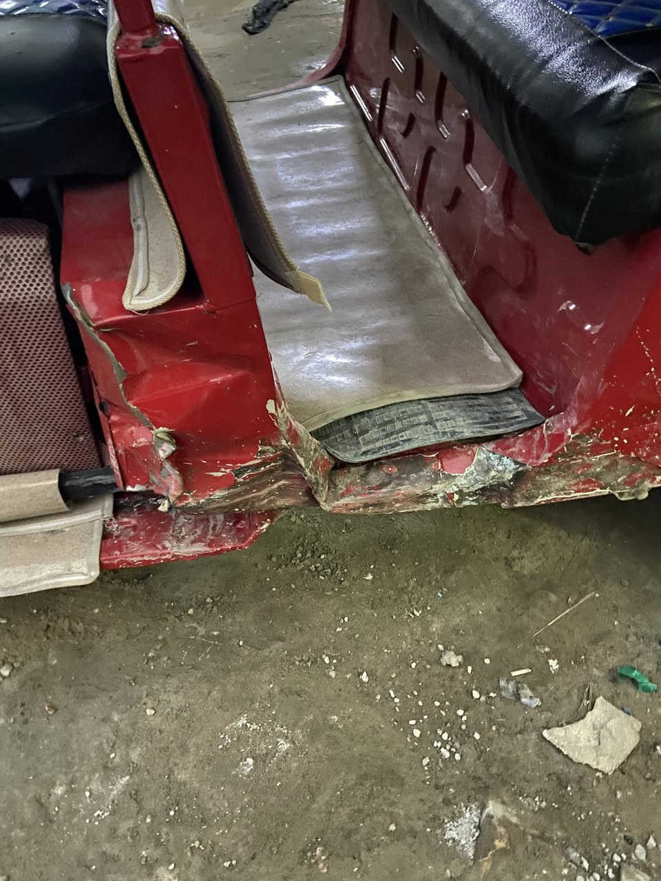 سلام عليكم تكتك للبيع موديل 2018 اوراق المصطفى  معمرة عام  تعمير صارت بيهة ضربة مثل ماواضح بل صور   جديد مكينة خير من الله لا تنقيص ولا تبخير اكسل مابي ونة تجي وتشوف بعينك مكاني خضراء الدسيم شارع 15

السعر 3600  وبيهة مجال لشراي /الاتصال ***********
