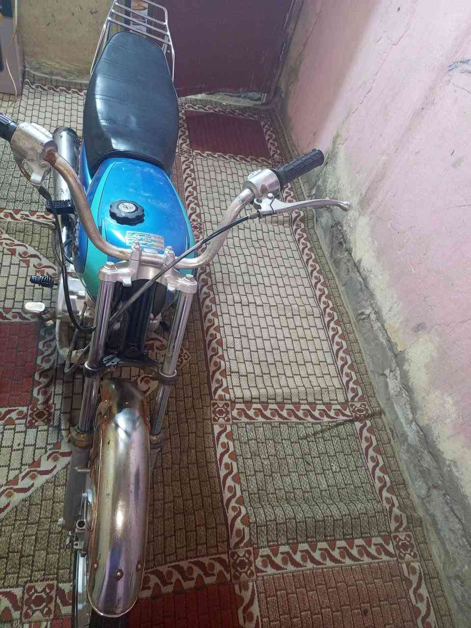 دراجه نامه ادوات مكفوله شغاله السعر 250وبيه مجال المكان المعقل رقمي ***********
