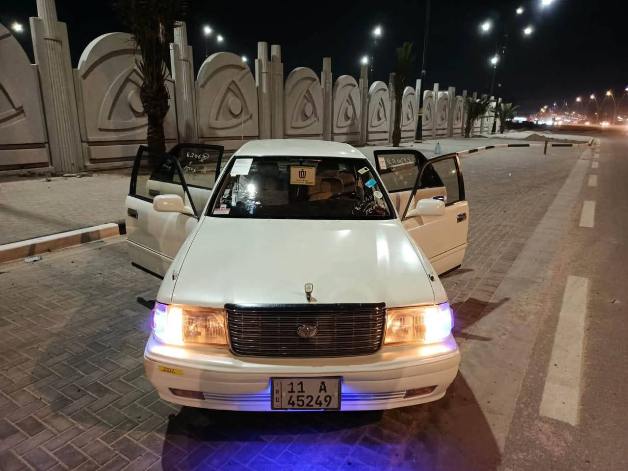 سلام عليكم راس ثور يسرة بلاد مبدله لغد لكدام صفحة الايمن سيارة متعوب علية كلش دواخل عسلية سيارة جاهزة للخير تخم تاير نضيفة سيارة كلش او بية طكات بسيطه ورقم للستفسار***********
السعر 85

