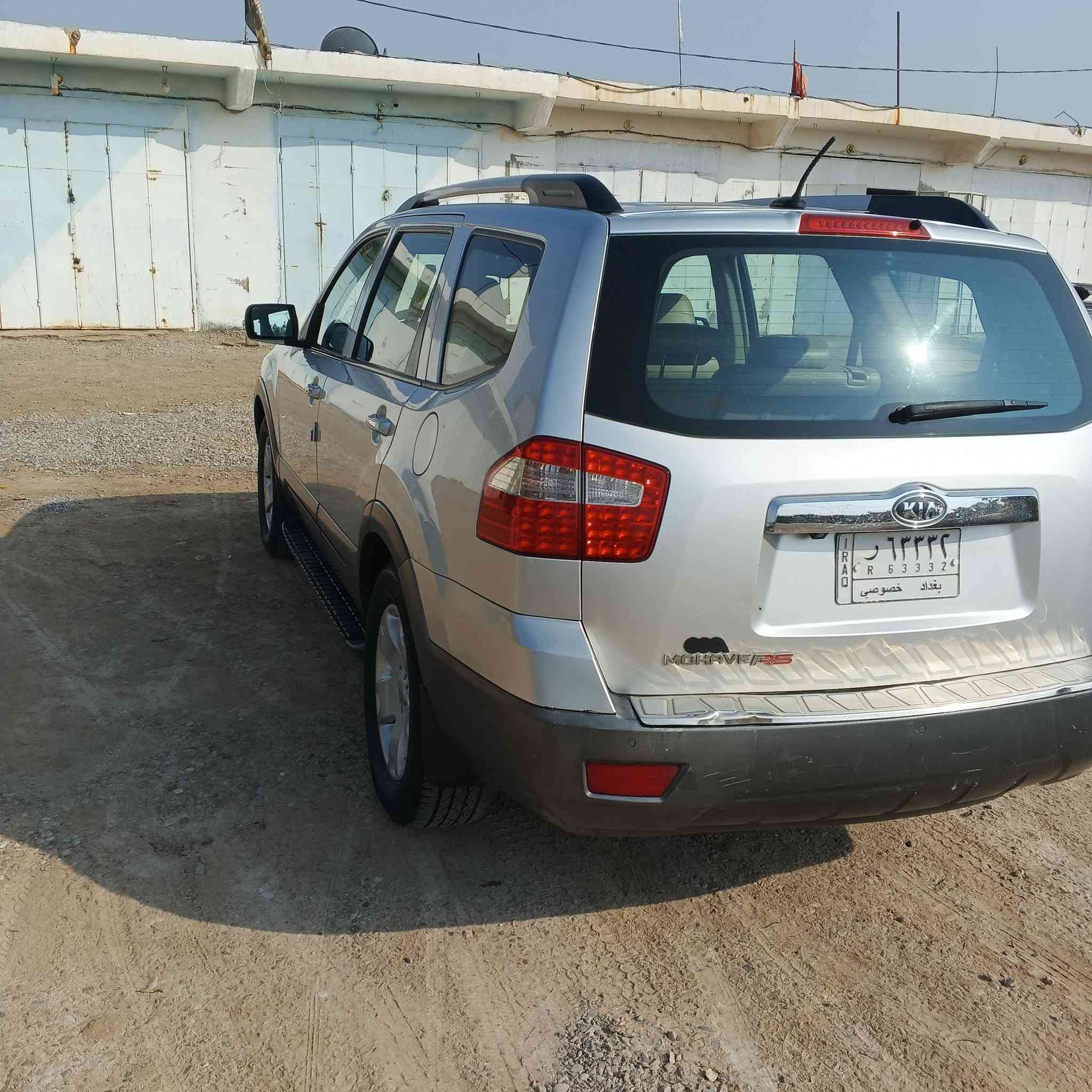 للبيع  مهافي 2013  فور ويل فول مواصفات للخير 
 رقم بغدا  مشروع وطني 
بسمي. تحويل مباشر محرك كير كفالة صدر خلفي امامي 
تايرات تخم جديد  
سيارة حلوة بمعنى الكلمة ماشية 134  
السعر ١٥٥ وبيهه مجال 
مكان السيارة ديالى دلي عباس
 ‭0770 585 2116‬ 
***********
