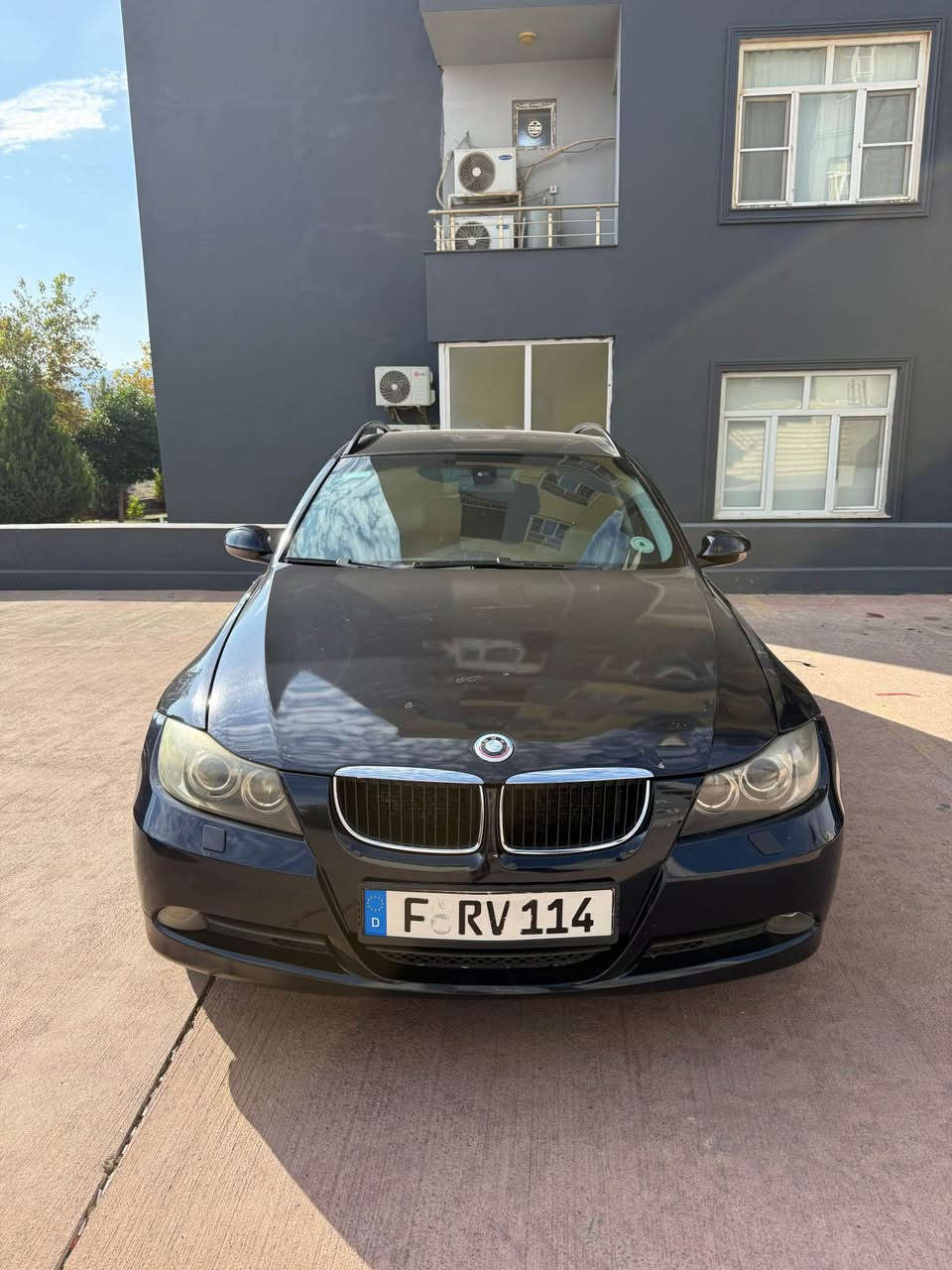 السلام عليكم سياره BMW E91 320d موديل 2010 منافيست أصلي شه رتي غرامه 2 قطعه صبخ  چه ملاغ بوند كلير 4 سلندر توربو ديزل گير عادي نمره 6 سياره بصمه سعر 60 قفل زاخو, دهوك


**إذا كنت صاحب هذا الإعلان وتريد حذفه لأي سبب، رجاءا أرسل رسالة إلى الدعم الفني**