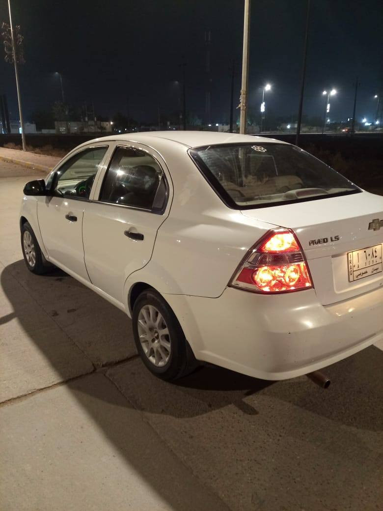 السلام عليكم افيو موديل 2011خليجي كفاله عامه من الضربه وتبديل فقط رشه صبغ بل الجاملغ  لامامي والباقي مكفوله كير مكينه بل كارتون مكفولات حداديه جديدة تخم تاير كهربايات كله شغاله تبريد ثلج السنويه جديده لل 30 هزه جديده السيارة جاهزه اي نقص مابيه السعر 65بيه مجال بسيط مكاني ميسان رقمي ***********
