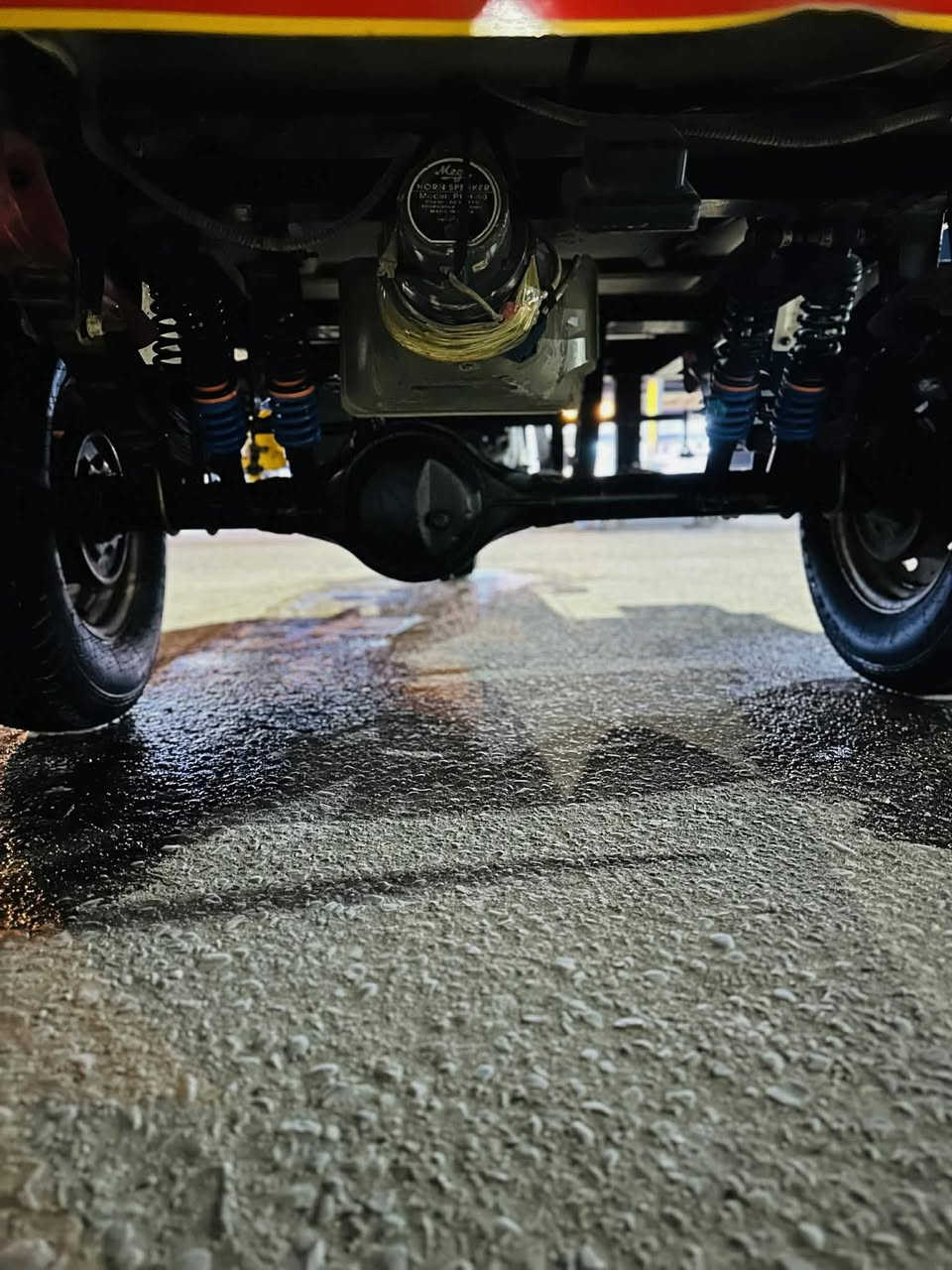 السلام عليكم 
شباب ستوته موديل 22
ستوته مرقمه
والسعر خاص 
مكان الناصريه 
نضيفه وكهربائيات شغاله من طول لطول 
***********
التواصل ع رقم
