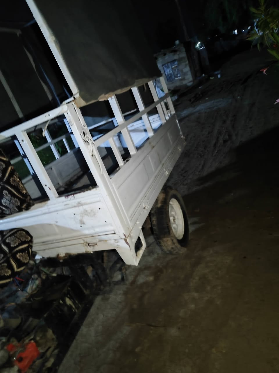 سلام عليكم  ستوته امتيار اللبيع موديل 15ستوته نضيفه مثل ما جدامك بل صوره محرك شرط مكفول كير بكس جديد (ملاحضه بدون وراق) سعر 450وبيه مجال الستفسار  ***********
