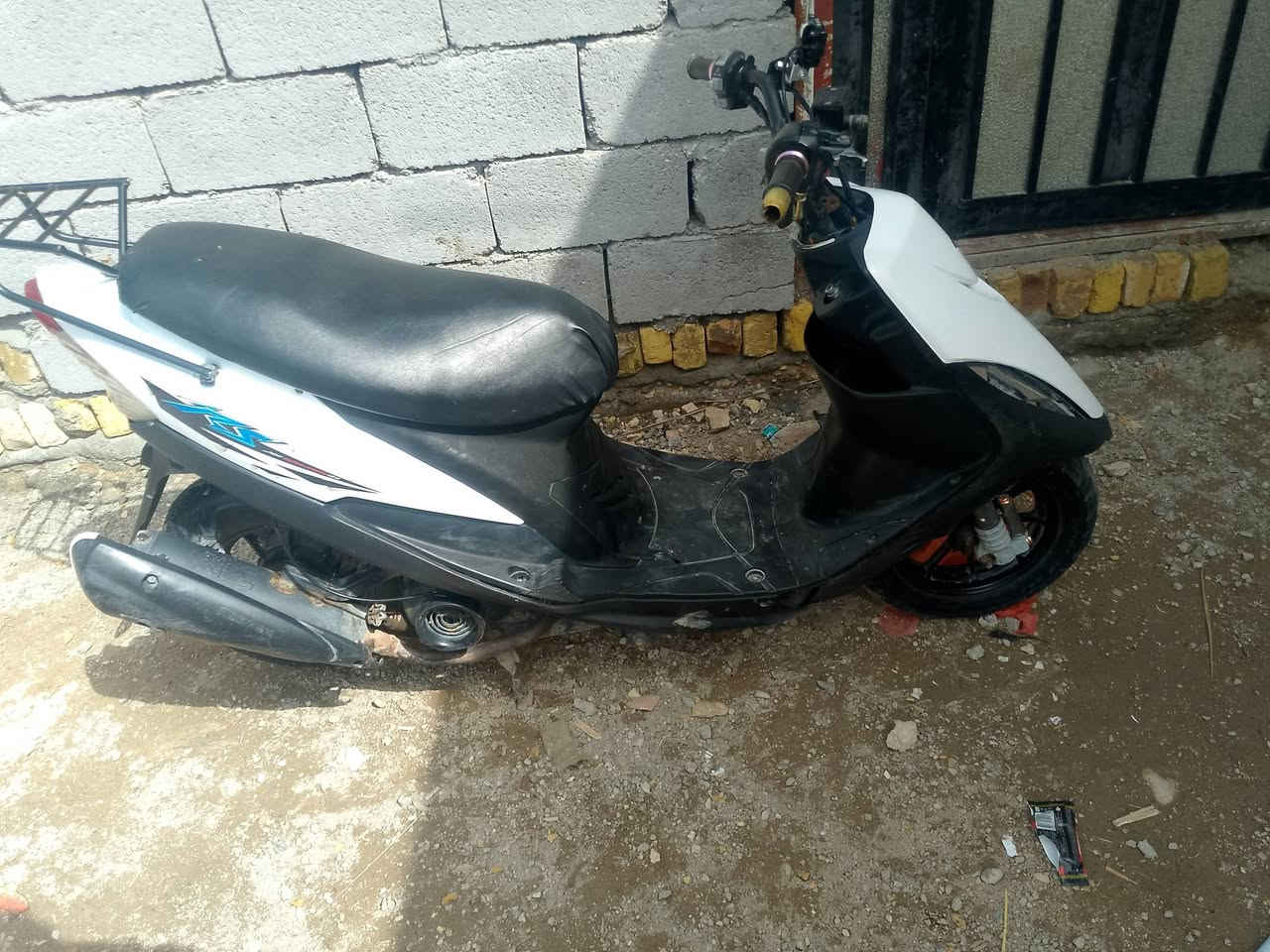 سلام عليكم درجة ماكس عدله مفتوح درجه مزوده 55 كهربايته كله شقل من سلف الا هورن درجة امام عينك صالنصه رياضي ويله نجم✨
كهرباء كله تشتقل كلوبات سعر خاص رسني اجوبك بسرع


**إذا كنت صاحب هذا الإعلان وتريد حذفه لأي سبب، رجاءا أرسل رسالة إلى الدعم الفني**