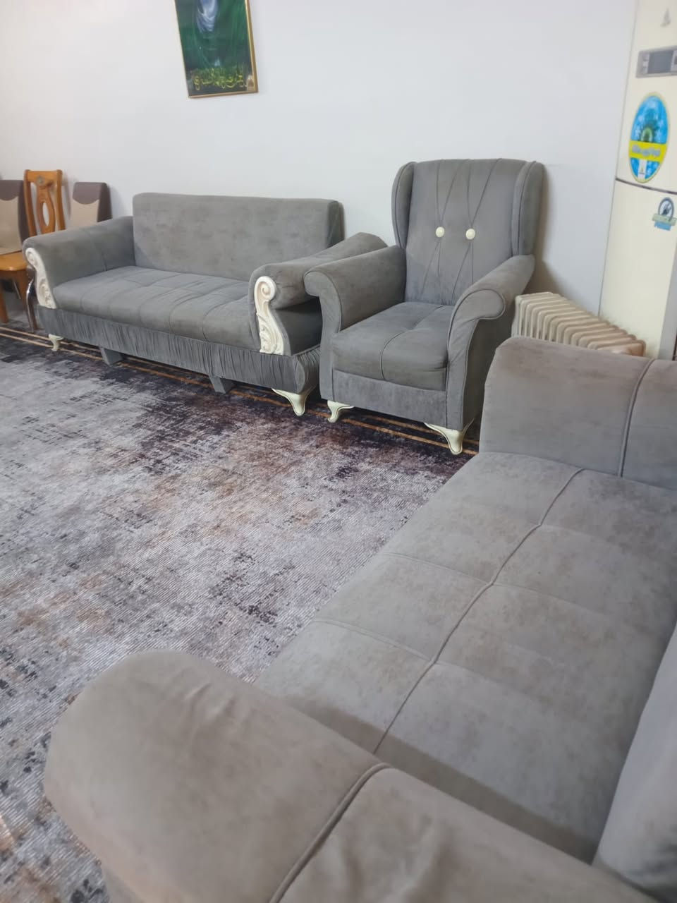 تخم عشر مقاعد لى بيع نضيف كلش لى بيع سعر ٣٠٠ ألف
العنوان بلديات الأمن العامه مقابل مكولات  حنش 
رقم الهاتف ‏‪***********‬‏
