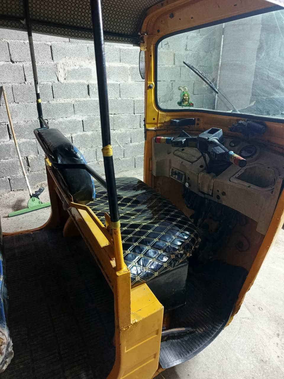 تكتك لبيع مديل 19)/شهر ال 7 محرك 20 مجفت تجفيت شركه  لسعر 2500 وبيه مجال حق جيه 
أوراق اصولي كامله  
الاستفسار على هذا الرقم  
 للجناي فقط بياع شراي لا تتصل 👻
رقم راعيه .***********
