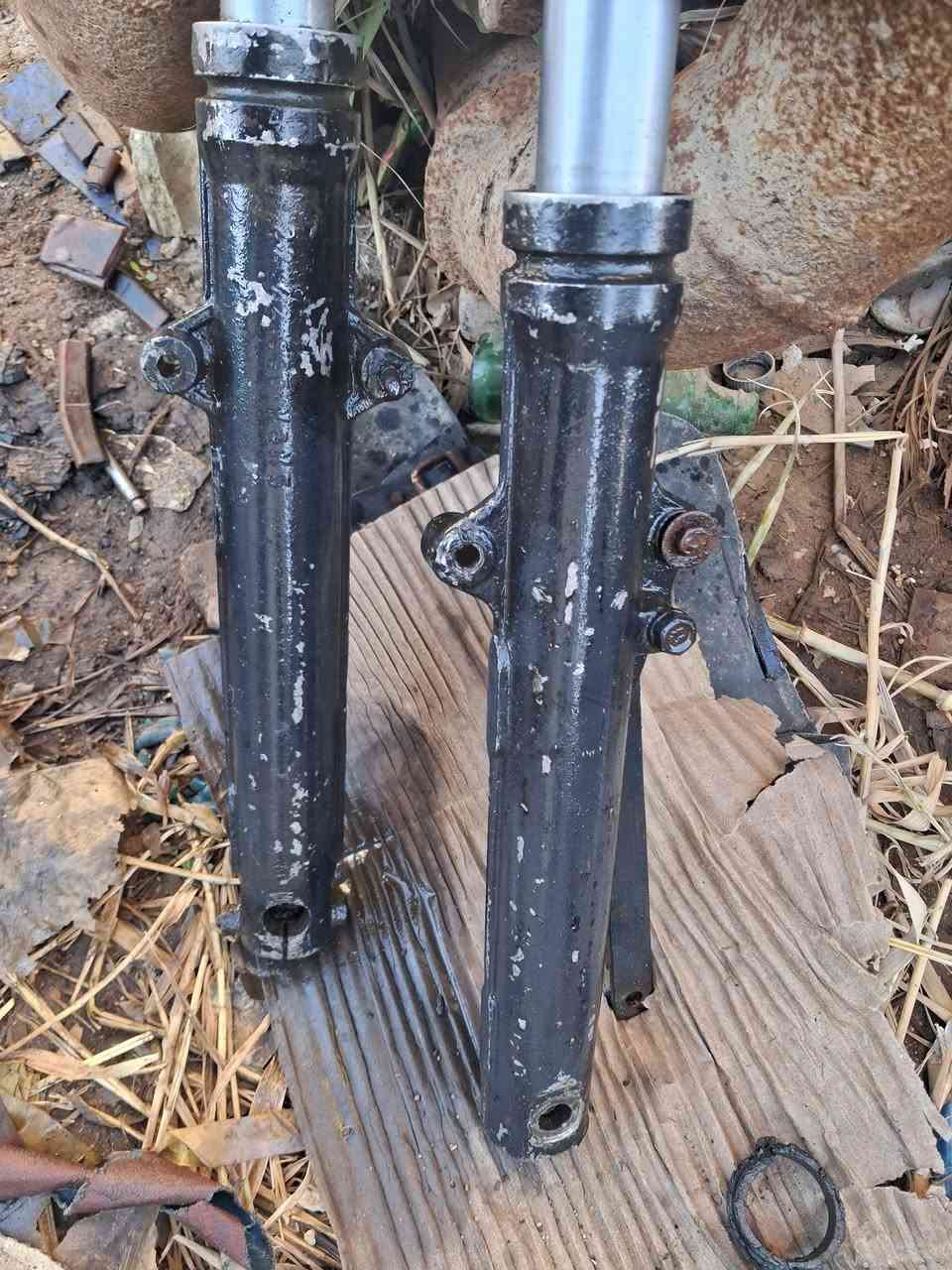 سلام عليكم للبيع صدر أمامي ألماني ٨١  السعر ٣٠ مكاني فلوجة هاتف *********** يوجد توصيل جميع محافظات من رخصت مدير الكروب المحترم
