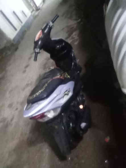 سلام عليكم ماكس عدله لبيع 55 ودراجه جانت بلاديه السعر 400 وبيه مجال حك الجيه مكان بياع تقاطع درويش تصال عله الرقم ***********
