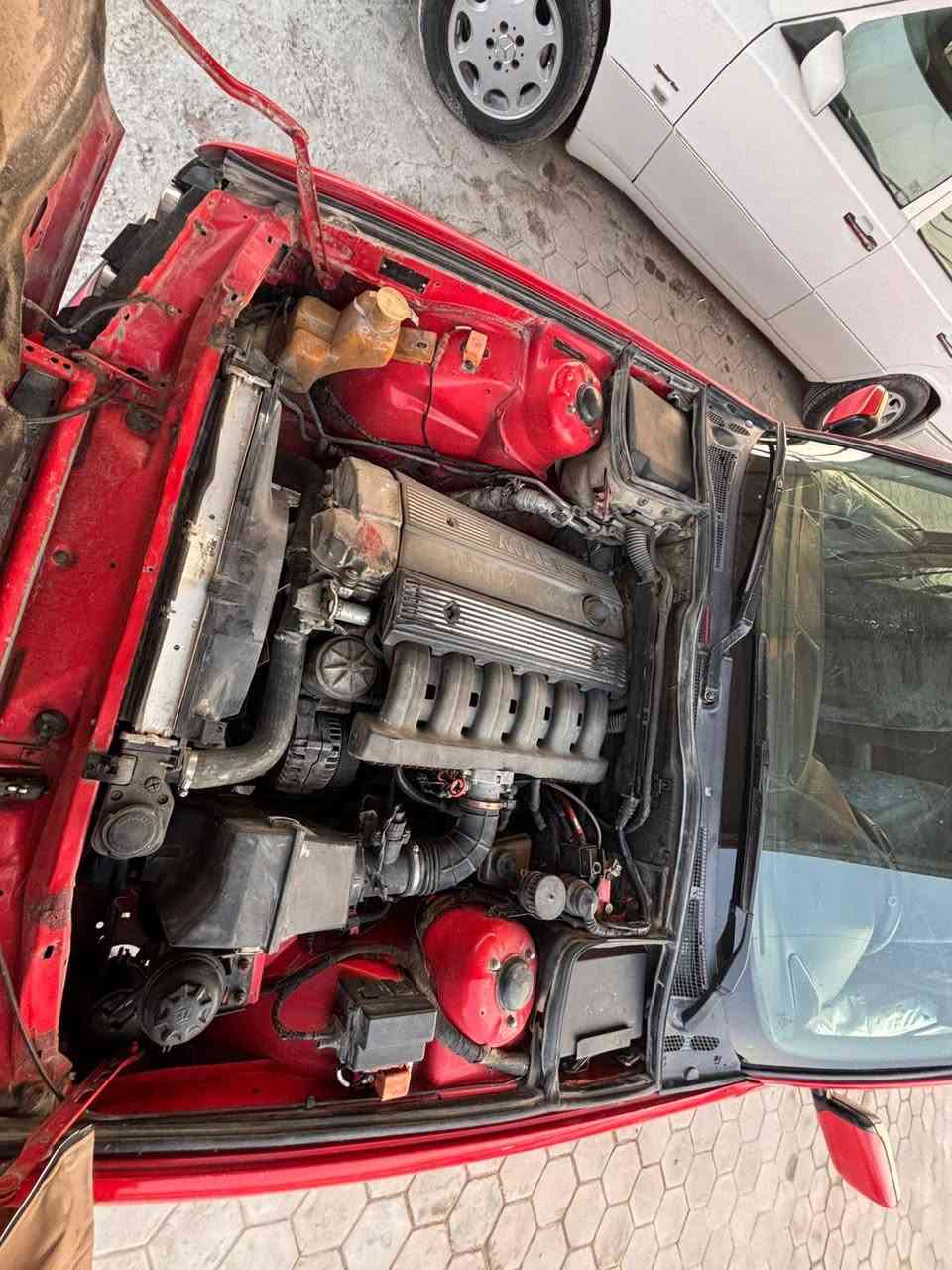 السلام عليكم بي ام  ٥٢٥ مسكرموديل ١٩٩٣ رقم أربيل تريد تحويل تريد وكاله سياره جاهزه من كل النواحي السعر ٥٣ وبيها مجال للتواصل *********** مكاني نجف
