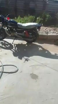 بوكسر موديل 19 لبيع بدون وراق السعر 550 وبي مجال قليل الشراي يتصل على ...