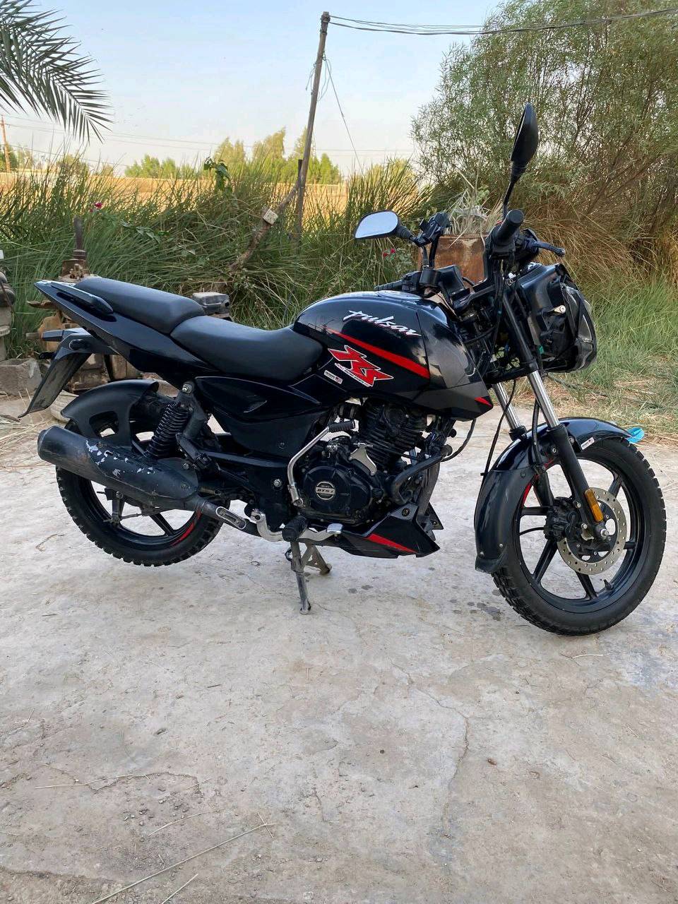 دراجة حلو ونظيفة اوراق أصولي ما مفتوحة يرادله تعديلات بسيطة موديل 2021