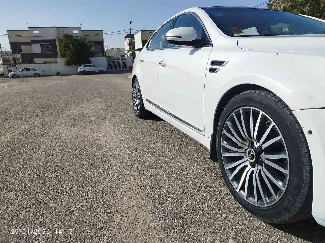 السلام عليكم
كادنزه K7 موديل 14 فول مواصفات واحد على واحد بيها دور الجاملغ الخلفي وربع اصابع بخشم الجاملغ الامامي 
سعرها 125 مكانها النجف الاشرف بسمي السياره ***********
