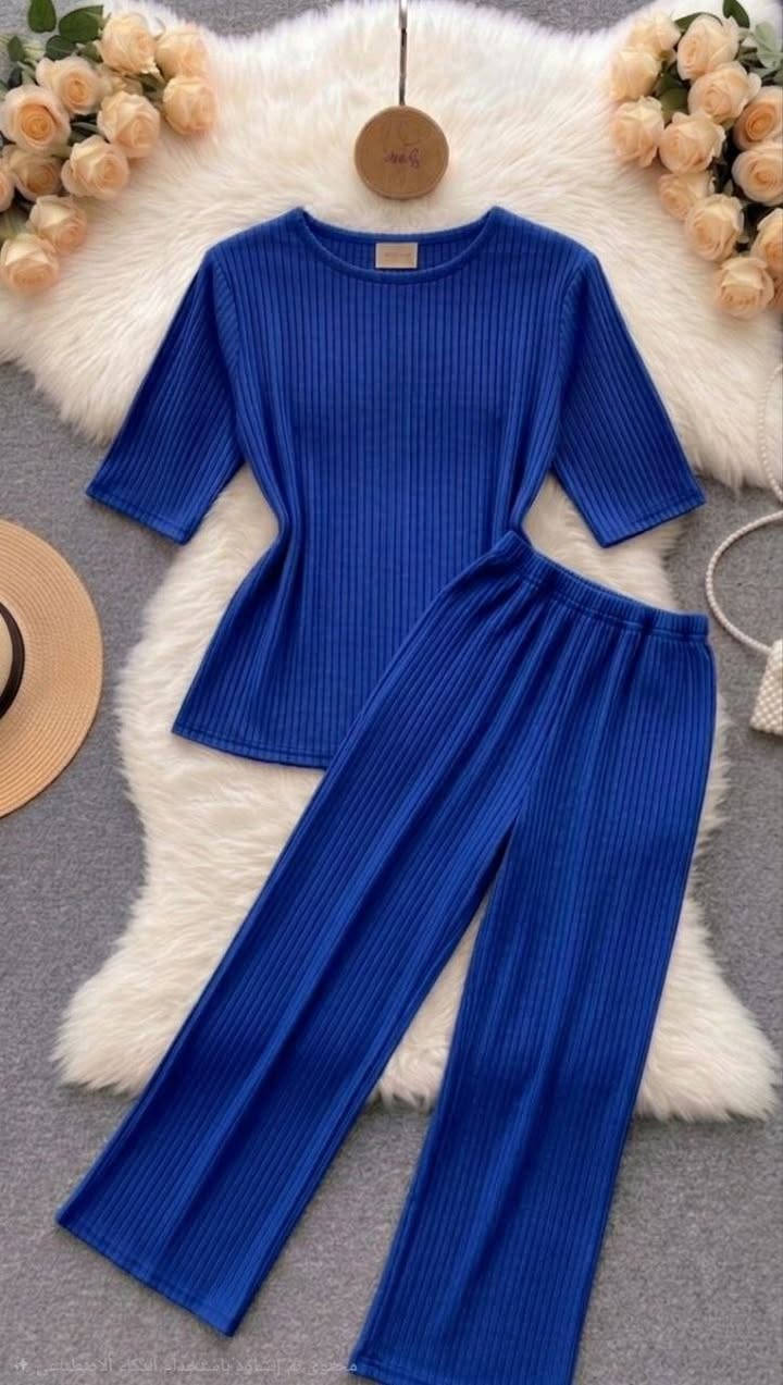 تراك نسائي تركي قياس خاص 🇹🇷
الخامة: فانيلا محززة، زبدة باردة وناعمة 🔥
طول البدي شرعي 85 سنتيمتر
المقاسات: 50، 52، 54، 56
تلبس من وزن 100 إلى 150 كيلوجرام
تتوفر بألوان مميزة وجميلة 😱
 سعر الدرزن: (90) ألف التوصيل (5)


**إذا كنت صاحب هذا الإعلان وتريد حذفه لأي سبب، رجاءا أرسل رسالة إلى الدعم الفني**