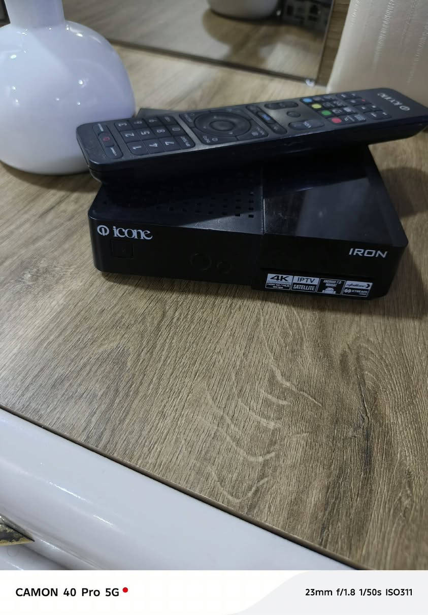 سلام عليكم 
ايكون ايرون 4k للبيع  السعر اول تعليق 👇
المواصفات التقنية الكاملة :icone iron 4k 
الجهاز نضيف جداً 
الجهاز يعمل بدقة UHD 4K + iptv يعني هو ستلايت هو iptv 
والدقة حقيقية 
يدعم تقنيات H264, H.265(HEVC)/ MPEG4 - HD,SD
دعم DVB-S2 g DVB-S
دعم ترددات MultiStream ملي ستريم 
دعم نظام تشغيل أندرويد نوجا 7.0 
دعم التسجيل وتشغيل الفيديو عبر منفذ 2.0 USB دعم تقنية Time Shifting تايم شفت إحترافية مع ما يصل إلى 30 ثانية في القنوات الصوتية
ملاحظة : الجهاز بدون كارتون + يوجد نقص محولة الكهرباء فقط يعني بس تشتريلة محولة محولة 12 فولت امبيرين 
دعم Event Schedule g Event Recording by EPG
Playing by EPG
دعم ترجمة DVB إحترافية
دعم ترجمة NET في قنوات EPG
دعم شاشة FVD تعرض إسم القناة و القوائم و غيرها
دعم منفذ Ethernet
دعم واي فاي 2.4
دعم Wifi Direct مباشر 
دعم شبكات البلوتوث
دعم بطاقات MicroSD
ذاكرة بسعة تصل إلى 10,000 قناة راديو و تلفزيون
دعم البحث الأعم Blind Scan
دعم سويتش 1.0 و 1.1 دايزك 
دعم محرك الأقمار 1.2 و USALS
ما يصل إلى 32 قائمة قنوات مفضلة
دعم PIP
دعم ذاكرة عشوائية بحجم 768 ميغابايت و ذاكرة داخلية
بحجم 8 جيغابايت
دعم تقنيات MiraCast g DLNA التوصيل بالموبايل 
دعم 1 Smart Card Reader
دعم Output via Phone Jack
Software & Service Database Upgrade via USB & Ethern
إستهلاك طاقة أقل من 0.5 واط في وضع الإستعداد
دعم HTML5.0
Multiscreen support 3D Video processing and
display(OpenGL 2.0)
HTML 5.0 Support
دعم أنظمة تشفير NDS, Power Vu, Tandberg, Conax .... Viacces, Videoguard, Biss
دم قنوات صوتية Bein مدى الحياة 

#كأسالعالم #العراق #iraq 
#ميدياستار #ايكون #ايرون 
#عالمالستلايت #الشعبالصينيمالهحل


**إذا كنت صاحب هذا الإعلان وتريد حذفه لأي سبب، رجاءا أرسل رسالة إلى الدعم الفني**