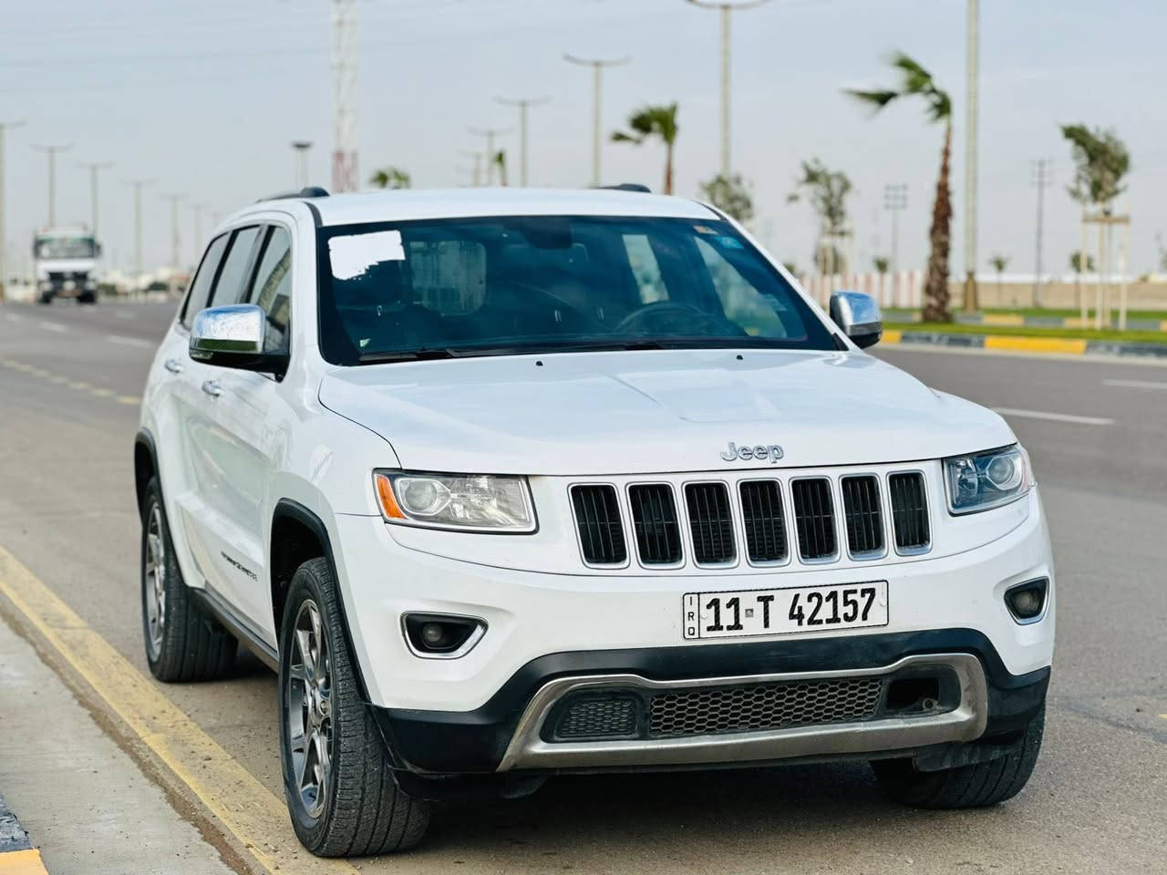 السلام عليكم.  للبيع جيب 2016.      بغداد دولي 
تحويل مباشر.    أمريكي.    ماشي98,506km
فول عدا.  البانوراما.       بصمه.  كشنات كهرباء 
فول سبورت.    كير.   محرك.6على وضع الشركه 

السياره مبدل.   قبق صندوق.   فقط.   
مكفوله من اي دواخل.   والباقي.  كفاله عامه
شرط الفحص.   

مكاني.  الفلوجه.   الكرمه.  
السعر.    195 ,$.   وبي مجال 
رقم هاتف.    ***********
