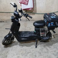 جديدة • ٤ بطاريات • صندوق خلفي