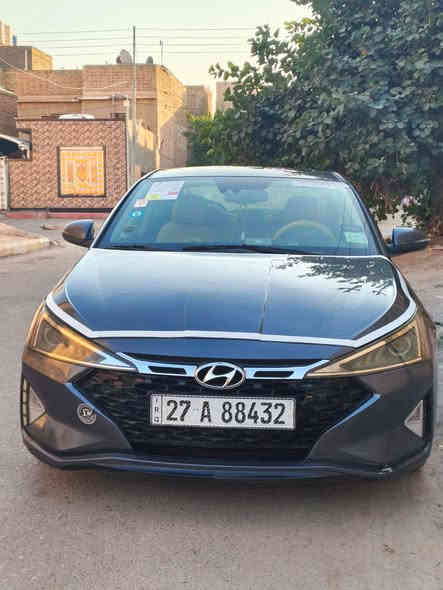 سياره النترا موديل 2020
ماشيه 110الف كم
قطعتين متضرر 
وارد امريكي
بصمه رادار نقطه عمياء 
فتحه في سقف اشاره بالمرايه 
كشنات جلد نوع الكير اوتوماتيك AT

السعر (130)

رقم الهاتف ***********
