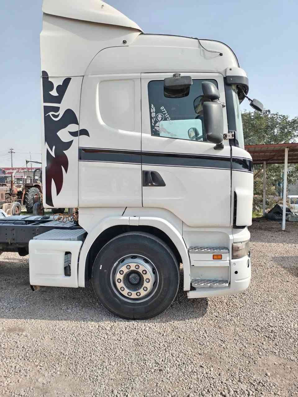 سكانيه للبيع ***********
*********** موديل 2006 محرك نجكسن كير ٣ب٣ تخم تاير مسجله فلات ينباع رأس وعربانه و
بس راس سنويه ل30 العنوان لحله جبله معرض النصراوي
