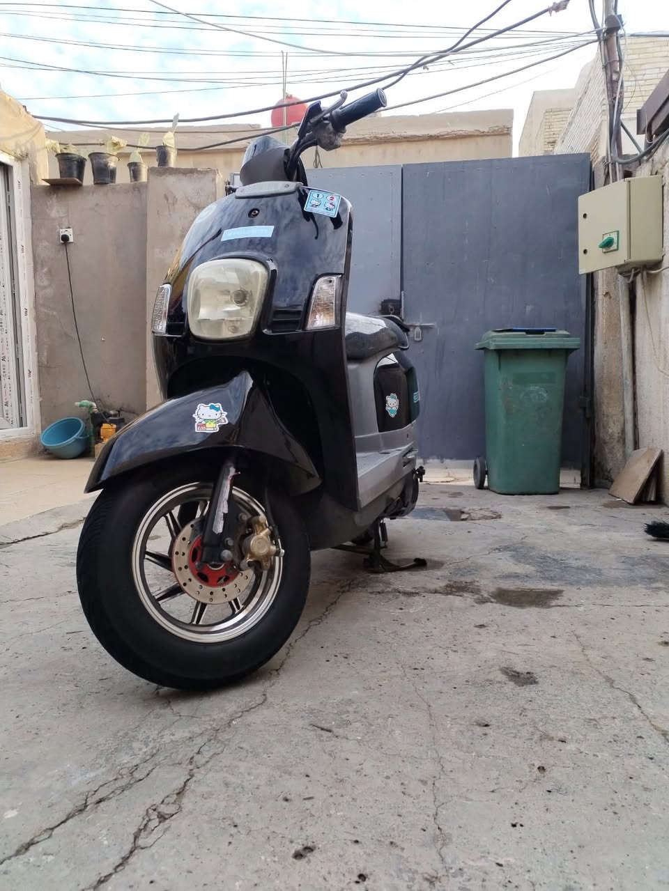 بوليسي للبيع دراجه شلعه ومعدل فول نضيفه كلش مابيهه اي نقص شغل وطلع اب اي وكت دراجه مكفوله من كلشي مكان الزعفراني رقمي *********** خاص موجود
