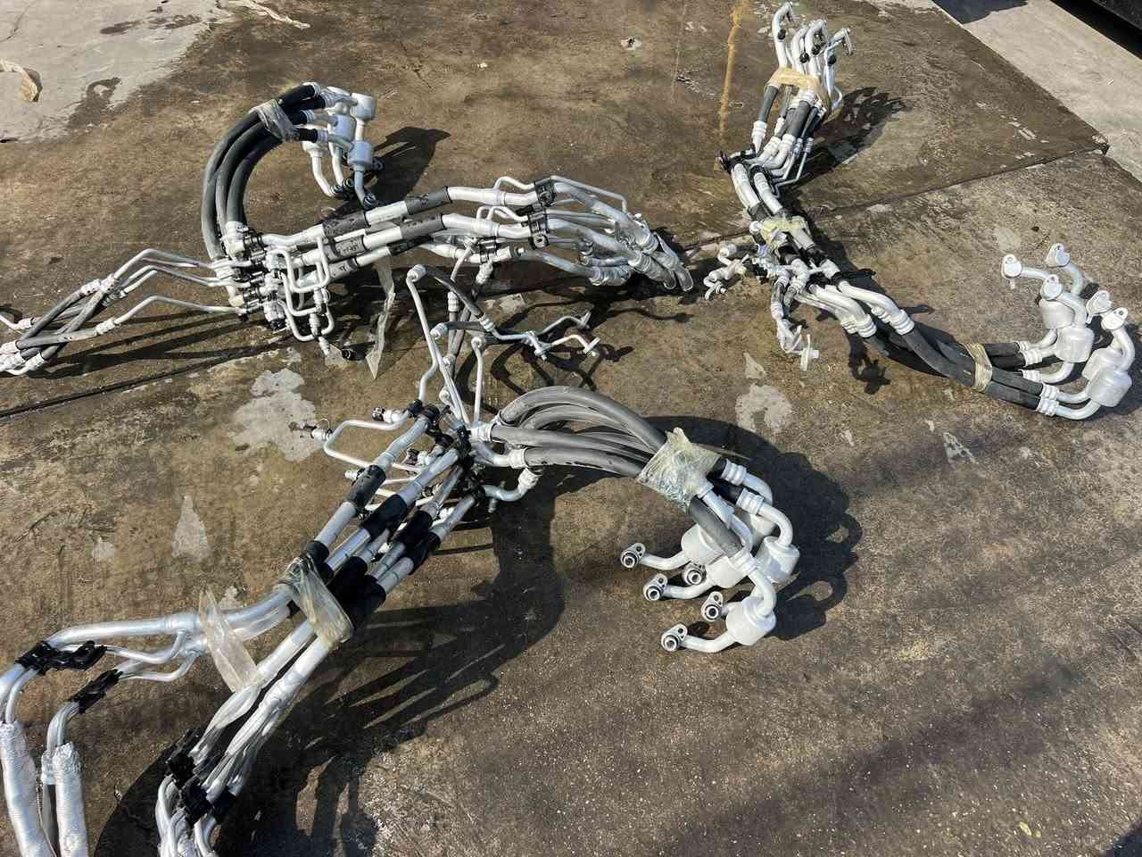 سلام عليكم 
محل بلال لتبريد مجاور شركه العقابي خلف القصر الابيض 

يوجد قطع غير التبريد 
مع ضمان العمل موسم كامل 
***********
***********
واتساب اتصال
