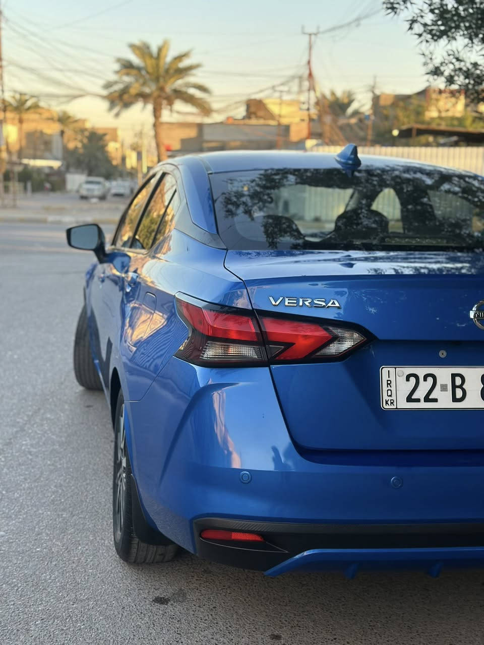 نيسان فيرسا 2021 _فئةSV
بصمة
ماشية ٨٤ ميل 
رادارات 360 درجة توقف تلقائي 
اندرويد اوتو +ابل كار بلي 
تحكم سترين +مثبت سرعة 
ويل كروم 
نقطة عمياء 
اشاير بالمري +حساسات 
حادثها جاملغ سكن مبدل نفس اللون بدون قطره صبغ 
بارد قطعتين صغيرات 
سعر ١١٠ وبيها مجال بسيط حك الجيه 
للتواصل واتس اب فقط 
رقم ***********
