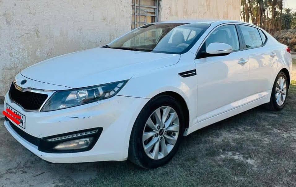 كيا أوبتيما خليجي 🇰🇼 | موديل 2013 | فول مواصفات (1/1)
✨ نظافة عالية – بحالة الوكالة ✨

🔹 قمارة حديد
🔹 مكفولة كفالة عامة
(من الضربة، الصبغ، التبديل، الفتح، والخياس)

🚗 السيارة بوضع الشركة – جديدة جداً
📍 الممشى: 190 ألف كم
📄 رقم بغداد دولي (مشروع وطني)
👤 باسمـي تحويل مباشر
🗓 السنوية لغاية 2030
⚙️ هزة جديدة

⸻

🔧 المواصفات:
 • محرك 2400 CC
 • دوش شرط، برغي ما مفتوح
 • بصمة تشغيل
 • بصمة أبواب شغالة
 • بصمة جنطة
 • حساسات
 • بلاجكتور
 • ويل كب أصلي
 • 5 يدات نيكل (داخل + خارج)
 • تبريد أمامي وخلفي ❄️
 • دبل كزوز
 • لِد أمامي وخلفي
 • لايت عدسة

⸻

✅ الحالة:
 • داخل وخارج نظيف جداً
 • مكينة، كير، كهربائيات جاهزة
 • تايرات جديدة
 • تبريد ثلج
 • حدادية شرط 100%
 • تراي زيرو

📍 مكان السيارة: الناصرية

📞 رقم الهاتف: ***********
رقـــم صـاحــب الـســيــارة

علق  يصلك السعر خاص مباشرةً 💰

متابعتنا على قناة التليجرام  :- 
‏https://t.me/CARSIRAQ10
