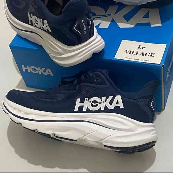 🔥 Hoka Clifton 10
هذا الموديل واحد من أخف وأريح أحذية الركض الي نزلت هالسنة، يمشي وياك من المشي الخفيف للركض الطويل بدون ما تحس بثقل أو ضغط على الكاحل.

✔️ توسيد ناعم يمتص الصدمات
✔️ وزن خفيف بشكل يخليك تنسى لابسه
✔️ نعل هندسي يعطيك ثبات بكل خطوة
✔️ تصميم شبابي يخبل ويكدر ينلبس حتى للدوام أو الجيم

والمفاجأة؟
السعر مناسب و‍الموديل ما تلقاه بكل مكان… بس موجود عدنا حصريًا بـ Trendy Sneakers 👟

متوفر ب 7 الوان 🙏

🚚 توصيل لكل محافظات العراق
🎯 جربه… وخلّي راحتك تتكلم

للطلب والاستفسار مراسلة الصفحة أو الاتصال: ***********
