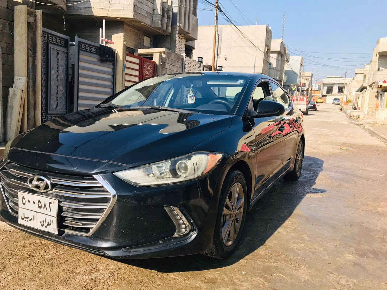 السلام عليكم...
النترا 2018  فول 

رقم الماني اربيل

بصمه ابواب+ تشغيل 

فتحه سقف

حساس جانبي رادارات 

جنطه ذكيه 

كير AT

كب ويل 

تخم تاير 

حداديه 

شاشه بلادي

كامره دوارة 

كشنات تدفئه 

تبريد فول

تحكم ستيرن 

ثلاث انظمة التحكم 

مانع نزلاق 

.....الخ

حادثها امامي جاملغ اليسار + بوند مصلح وبيهم كودات مال سياره نفسهن 

 وبيها كابون بانزين 
موصل حي الكرامه ***********

السعر 130 وبيه مجال
