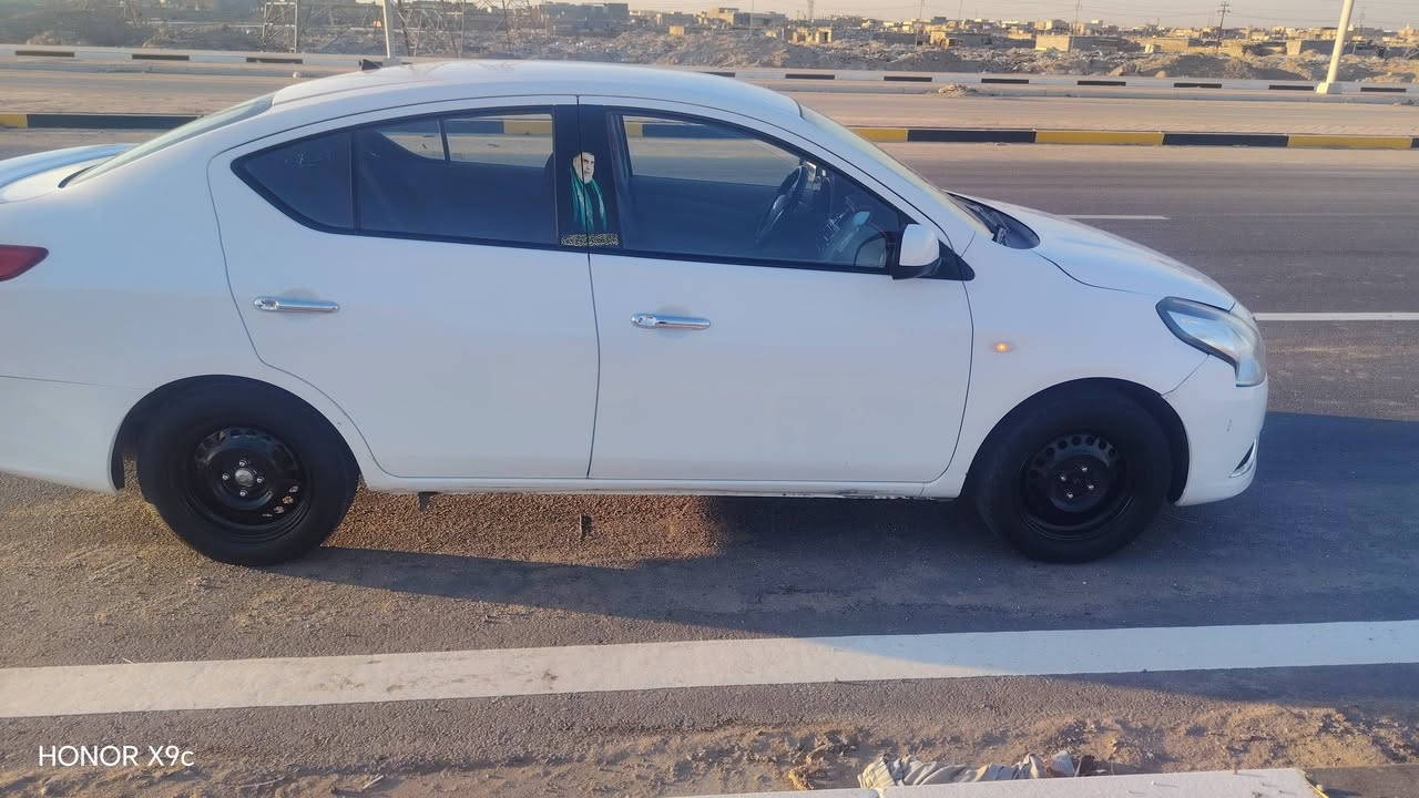 سلاام عليكم نيسان سني هندي ام لبليته الزرگه موديل ٢١ كفاله عده جاملغ الوره صبغ  سياره جديده ماشيه 86  مكينه گير كفاله علئ وضع شركه  المكان القبله السعر 105     وبيها مجال قليل   رقمي ***********
