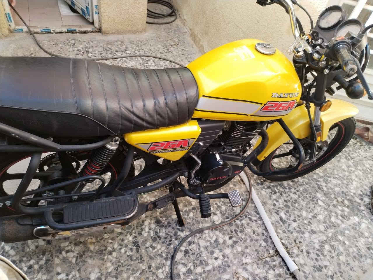 سلام عليكم.
دايون نفخ مديل 2023 طالع بل 24 أوراق اصولي شرط الترقيم 
دراجه لوك نضيفه بمعنى الكلمة
مكينه 200 كتابه حمره مامفتوحه ابدد سبانه ماممدود عليه كهربائيات كله شغاله من الايت الأمامي للبك لايت كله شغال دراجه خير من الله شلعه ومعدل شرط اله أشك الكاع....
المكان كربلاء حي النصر.
#السعر مليونين وبيه مجال
الرقم *********** متواجد خاص
