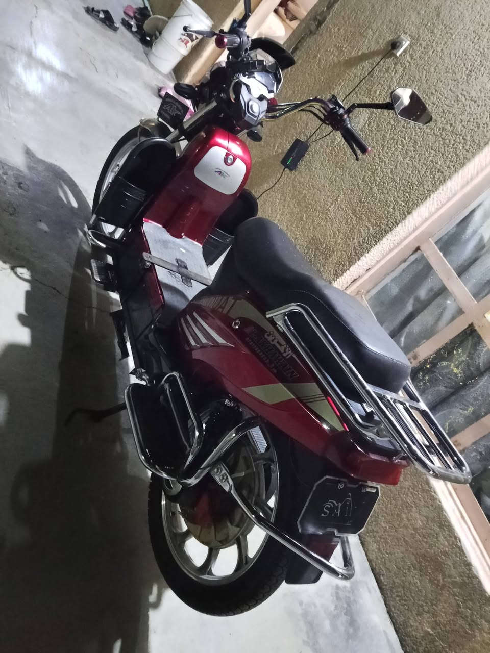 موطور للبيع النوع هارلي الاخوين المواصفات..
الموديل 2025... تشغيل عن بعد بصمه.... ست بطاريات...موطور جاهز من كلشي...
السعر 650.000 الف وبيه مجال للمشتري. 
الاستفسار الاتصال على الرقم [***********] بيه واتساب.... المكان الفلوجة النساف.
