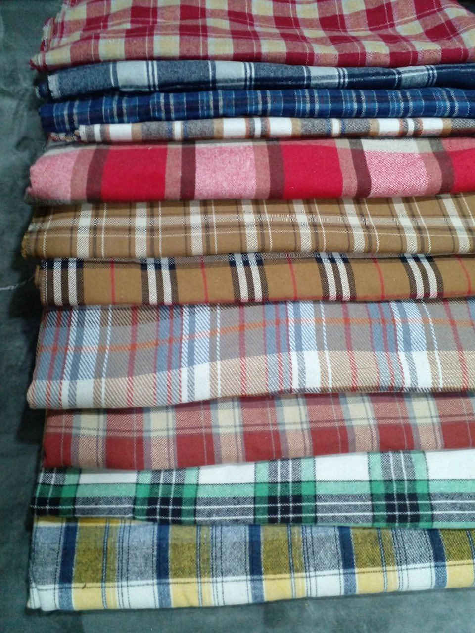 سكارف كاروهات مربعات
موديل بدون شراشيب 
سعر الدرزن :65الف .
لحجز دايركت 
او واتساب :
***********
