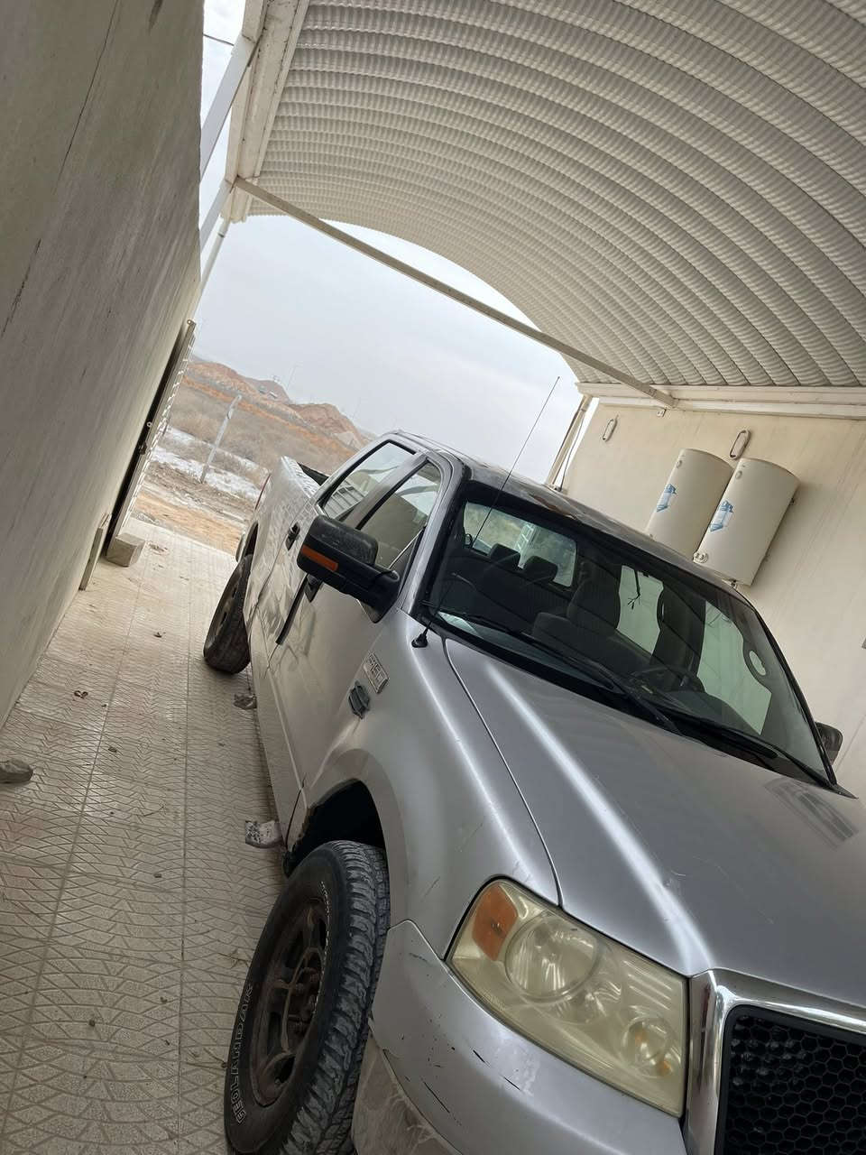 فورد اف150  موديل 2010 محرك 5.4 بصرة رقم صدامي السنويه مفقوده مع وجود السنويه المصورة وكتاب فقدان السنوية مالك السيارة موجود السعر48وبيها مجال
الهاتف:***********
