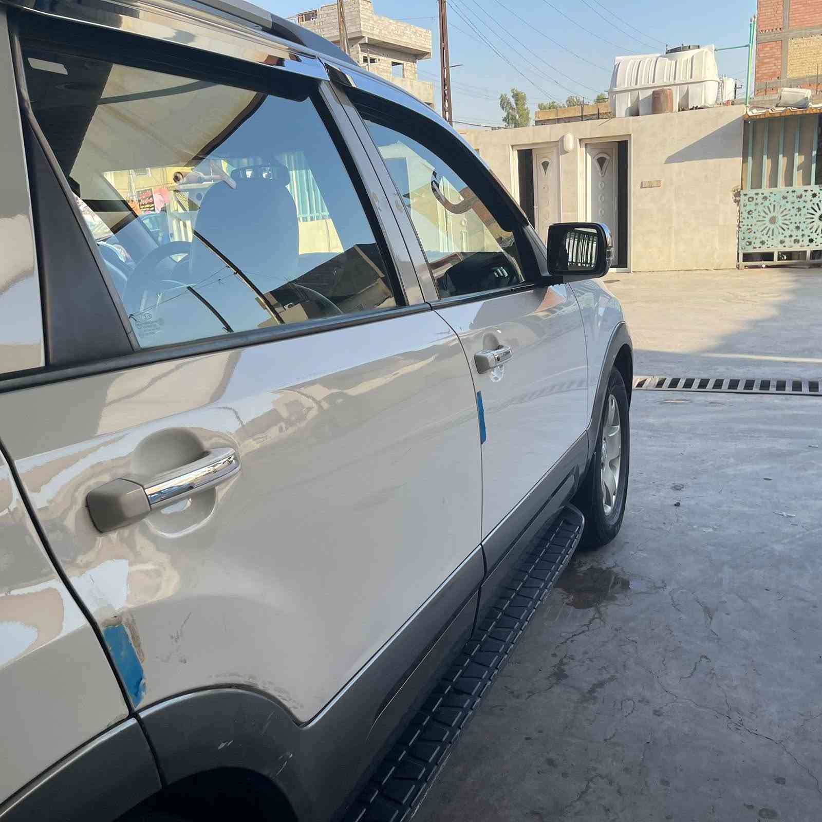 🚙 إعلان بيع سيارة كيا موهافي 2013

- الموديل: كيا موهافي 2013  
- الحالة: خالية من الضربات والصبغ – نظيفة جدًا  
- الاستخدام: سيارة بيت على يدي  
- الملاحظات:  
  - بعض الملاحظات مبينة في السونار والبنيد فقط (فتحة عند تبديل طابوقة).  
  - محرك السيارة جيد جدًا.  
  - نواقص خفيفة:  
    - كومبريسر التبريد فيه ضعف بسيط.  
    - مشط الستيرنج يحتاج تبديل لاستيك ورباطات.  

📞 للتواصل: ***********    
👤 محمد  
7نيسان بعقوبة

⚠️ الرجاء الاتصال من قبل الشراي فقط.
